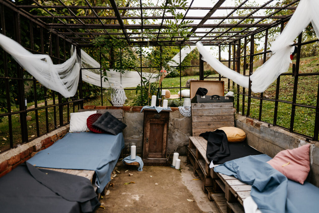 Outdoor accommodation setup